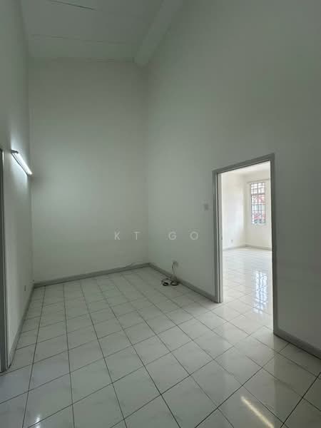 Terraced House for Rent in Bandar Bukit Puchong (Puchong) - KT Go - Living Room - PropertyGuru.com.my