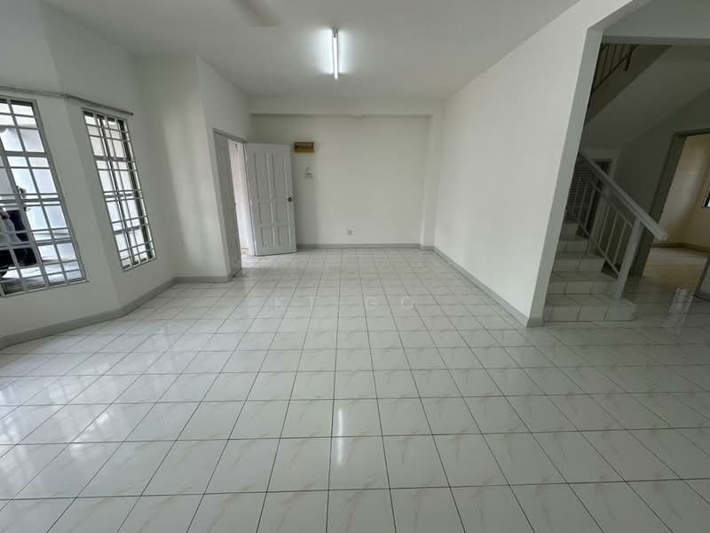Terraced House for Rent in Bandar Bukit Puchong (Puchong) - KT Go - Living Room - PropertyGuru.com.my
