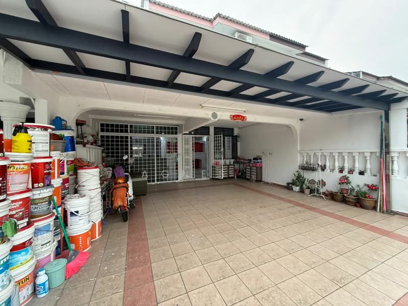Rumah Teres 2 Tingkat untuk Dijual di Taman Desa Cemerlang (Ulu Tiram) - Agnes . - PropertyGuru.com.my
