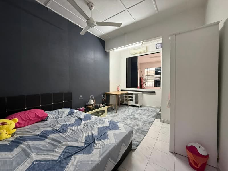 Rumah Teres 2 Tingkat untuk Dijual di Taman Desa Cemerlang (Ulu Tiram) - Agnes . - PropertyGuru.com.my
