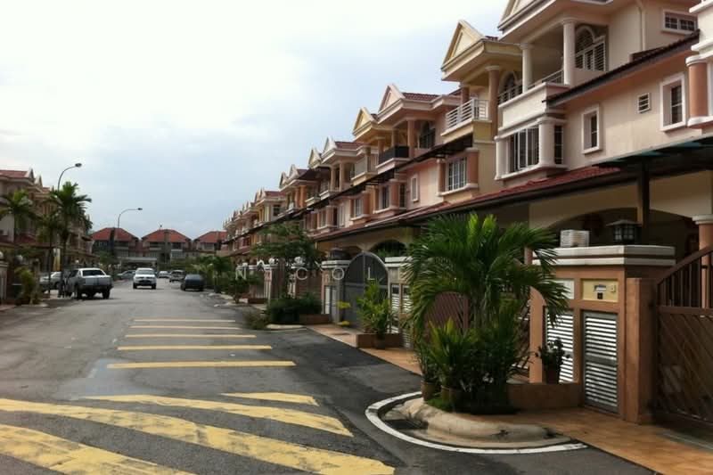 Rumah Teres 3 Tingkat untuk Disewa di Laman Rimbunan (Kepong) - Nicole . - Exterior - PropertyGuru.com.my