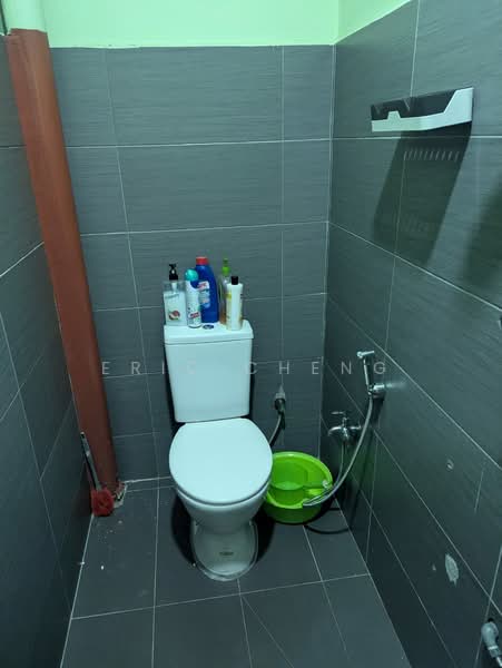 Rumah Teres 2 Tingkat untuk Dijual di Petaling Jaya (Selangor) - Eric Cheng - Bathroom - PropertyGuru.com.my