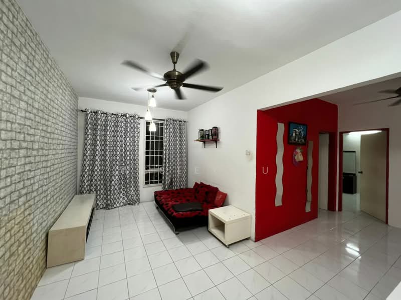 Apartment for Sale at Vista Impiana - Wesley Fu - Living Room - PropertyGuru.com.my