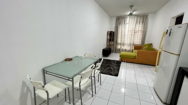 Apartment for Sale at Vista Impiana - Wesley Fu - Living Room - PropertyGuru.com.my