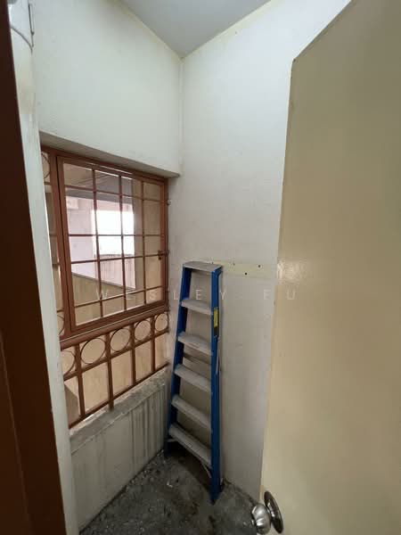 Apartment for Sale at Vista Impiana - Wesley Fu - Corridor - PropertyGuru.com.my