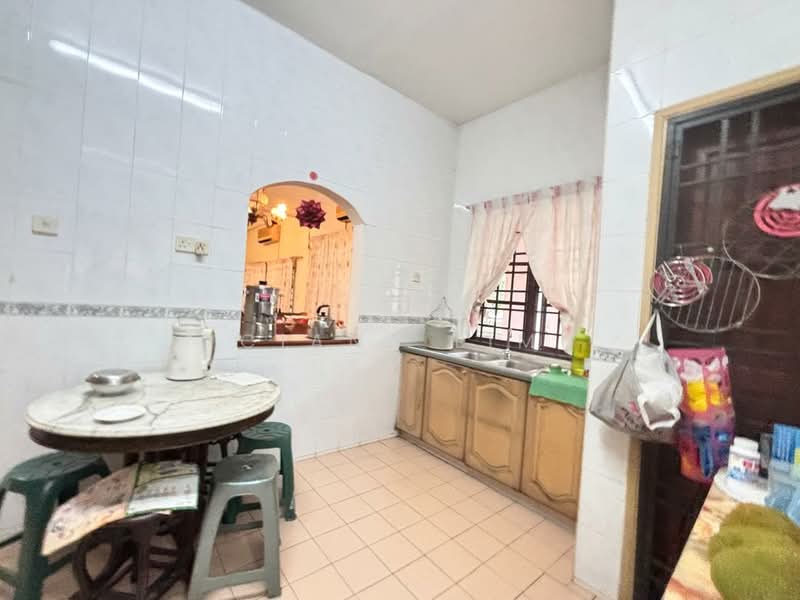 Rumah Teres 2 Tingkat untuk Dijual di Bukit Jelutong (Shah Alam) - Ciana Lim - Kitchen - PropertyGuru.com.my