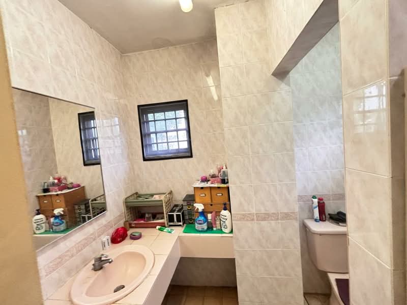 Rumah Teres 2 Tingkat untuk Dijual di Bukit Jelutong (Shah Alam) - Ciana Lim - Bathroom - PropertyGuru.com.my