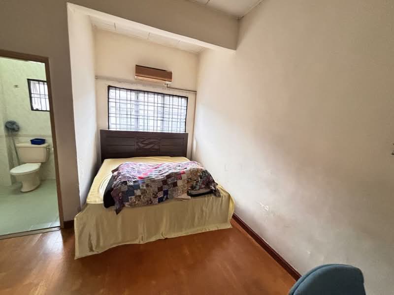 Rumah Teres 2 Tingkat untuk Dijual di Bukit Jelutong (Shah Alam) - Ciana Lim - Bedroom - PropertyGuru.com.my