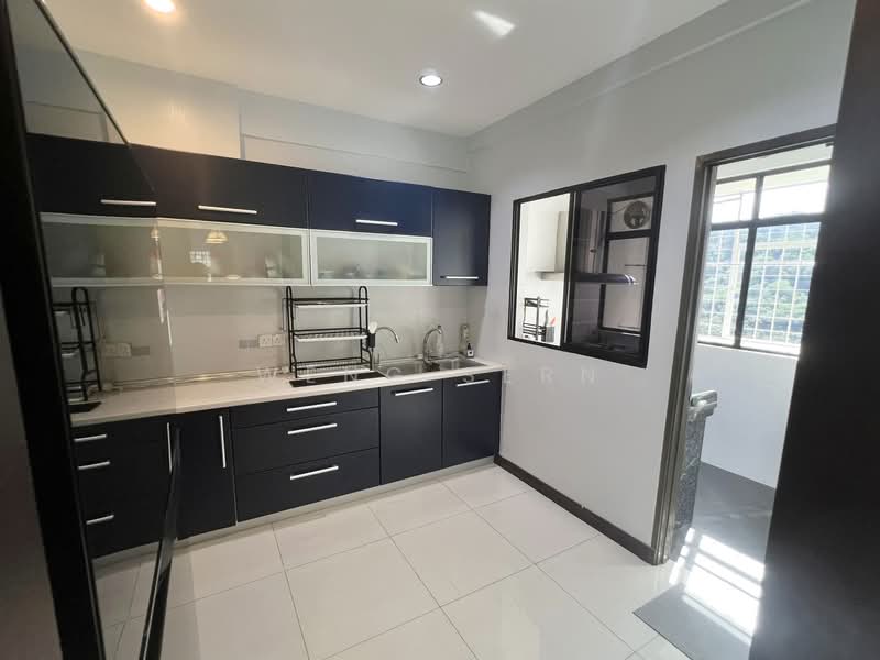 Kondominium untuk Dijual di Alpine Tower - Weng Sern - Kitchen - PropertyGuru.com.my