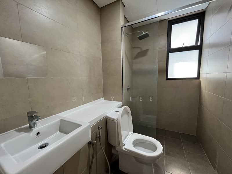 Servis Apartment untuk Disewa di Radia Residences - Billy Lee - Bathroom - PropertyGuru.com.my