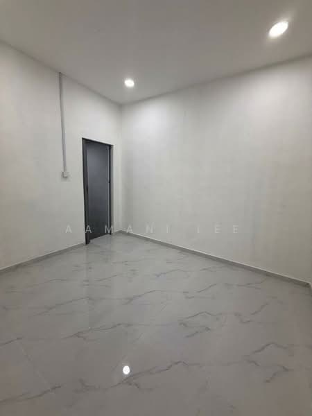 1-storey Terraced House for Sale in Taman Abad (Johor Bahru) - Aamani Lee - Interior - PropertyGuru.com.my