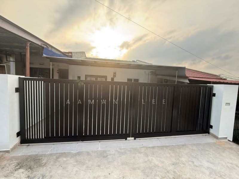 1-storey Terraced House for Sale in Taman Abad (Johor Bahru) - Aamani Lee - Exterior - PropertyGuru.com.my