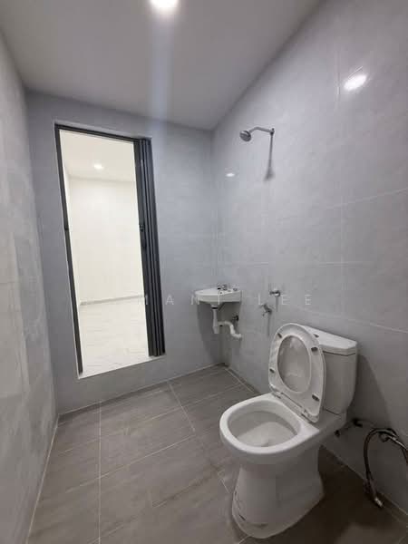 1-storey Terraced House for Sale in Taman Abad (Johor Bahru) - Aamani Lee - Bathroom - PropertyGuru.com.my