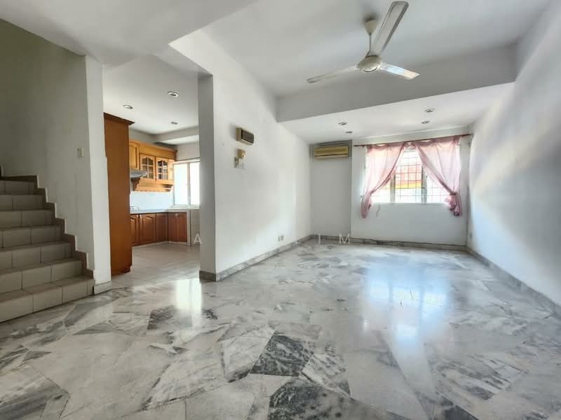 Townhouse for Sale in Bukit Jalil (Kuala Lumpur) - Ann Lim - Living Room - PropertyGuru.com.my