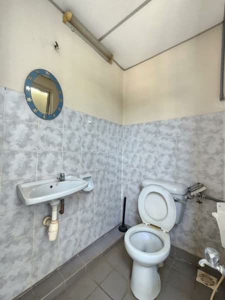 Townhouse for Sale in Bukit Jalil (Kuala Lumpur) - Ann Lim - Bathroom - PropertyGuru.com.my