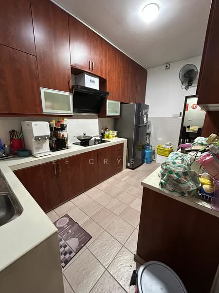 Rumah Teres 2 Tingkat untuk Dijual di Seksyen 5B, Bandar Kinrara (Puchong) - Lee Crystal - Kitchen - PropertyGuru.com.my