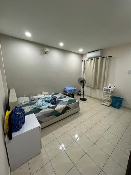 Rumah Teres 2 Tingkat untuk Dijual di Seksyen 5B, Bandar Kinrara (Puchong) - Lee Crystal - Bedroom - PropertyGuru.com.my