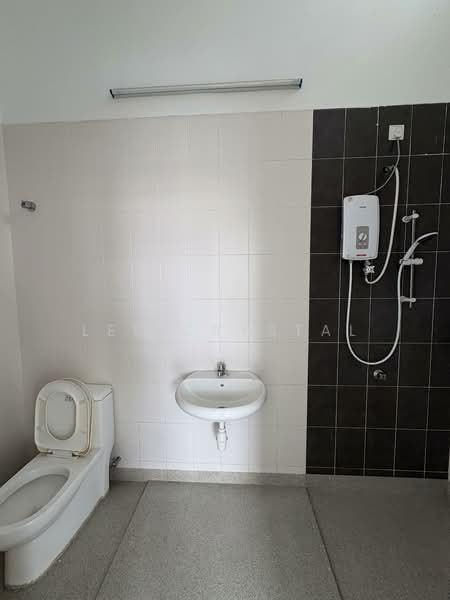 Rumah Teres 2 Tingkat untuk Dijual di Setia Ecohill (Semenyih) - Lee Crystal - Bathroom - PropertyGuru.com.my