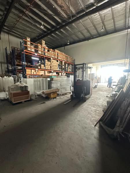 Warehouse for Rent in Plentong (Johor) - Leen Lai - Interior - PropertyGuru.com.my