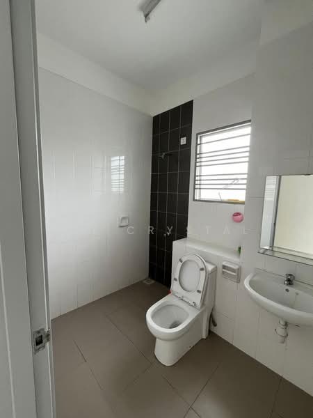 Rumah Teres 2 Tingkat untuk Disewa di Setia Ecohill (Semenyih) - Lee Crystal - Bathroom - PropertyGuru.com.my