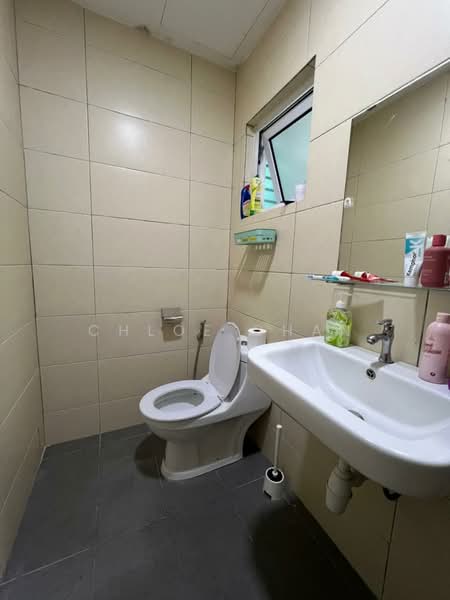 Kondominium untuk Disewa di The Holmes 1 - Chloe Chan - Bathroom - PropertyGuru.com.my