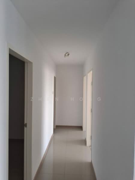 Servis Apartment untuk Dijual di Rubica @ Harbour Place - Zhen Hong - Corridor - PropertyGuru.com.my