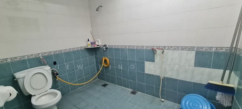 Semi-Detached House for Rent in Taman Puncak Perdana (Cheras) - Siew Ling Chai - Bathroom - PropertyGuru.com.my