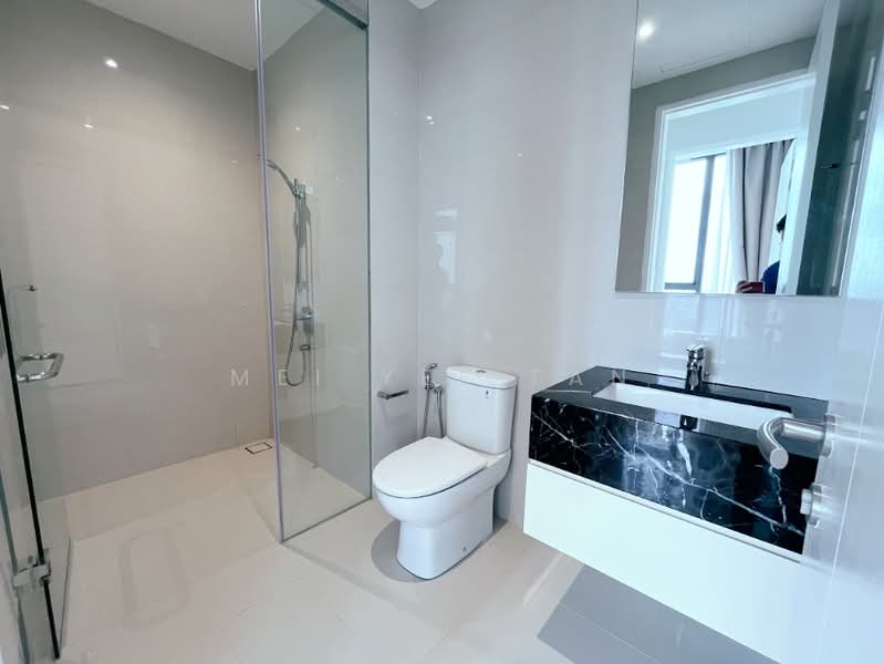 Servis Apartment untuk Disewa di Pavilion Ceylon Hill - Mei Yee Tan - Bathroom - PropertyGuru.com.my