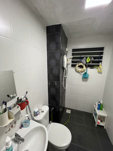 Kondominium untuk Dijual di Ameera Residence - Wesley Fu - Bathroom - PropertyGuru.com.my