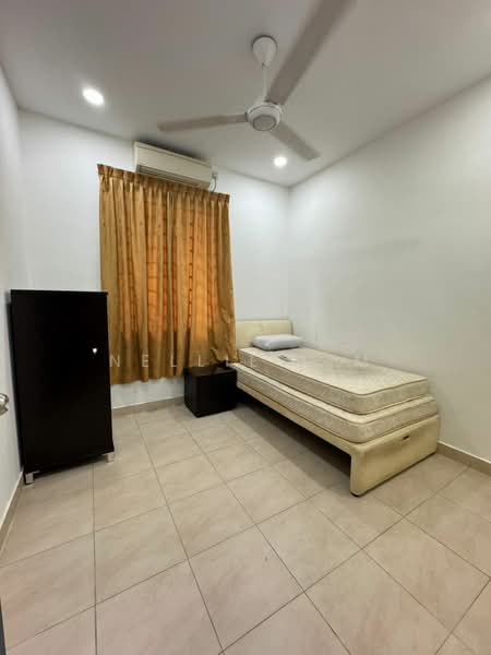 Rumah Kluster untuk Disewa di Taman Austin Heights (Tebrau) - Nellie Lim - Bedroom - PropertyGuru.com.my