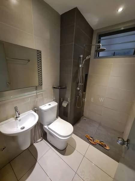 Service Residence for Rent at Cybersquare - Jaycie Hew - Bathroom - PropertyGuru.com.my