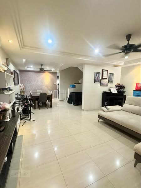 2-storey Terraced House for Sale in Bandar Bukit Tinggi 2 (Klang) - Daniel Kok - Living Room - PropertyGuru.com.my