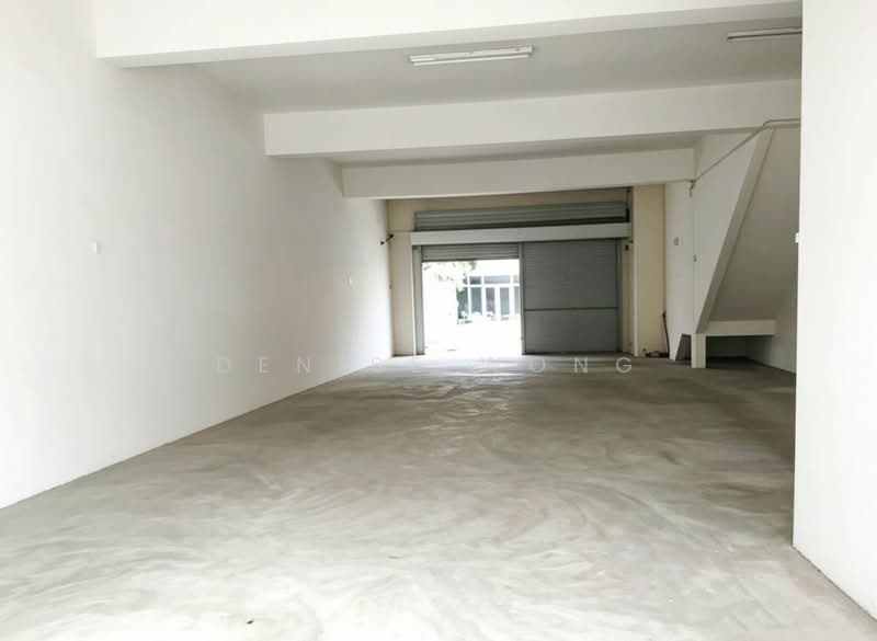 Shop for Rent in Seri Kembangan (Selangor) - Denise Wong - Interior - PropertyGuru.com.my
