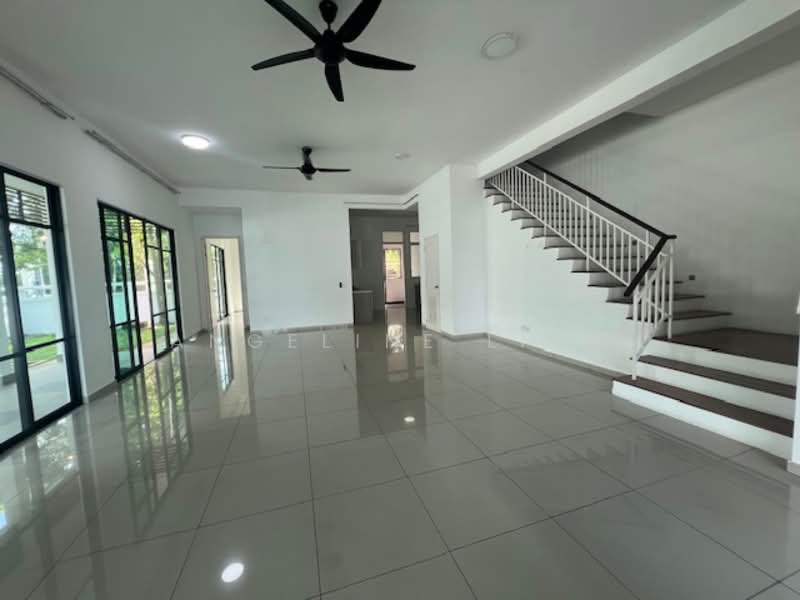 Rumah Teres 2 Tingkat untuk Disewa di Eco Majestic (Semenyih) - Angeline LIEW - Living Room - PropertyGuru.com.my