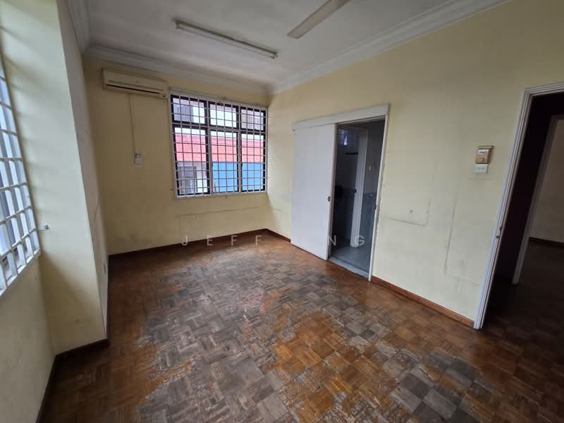 Semi-Detached House for Sale in Taman Perling (Perling) - Jeff Ang - PropertyGuru.com.my