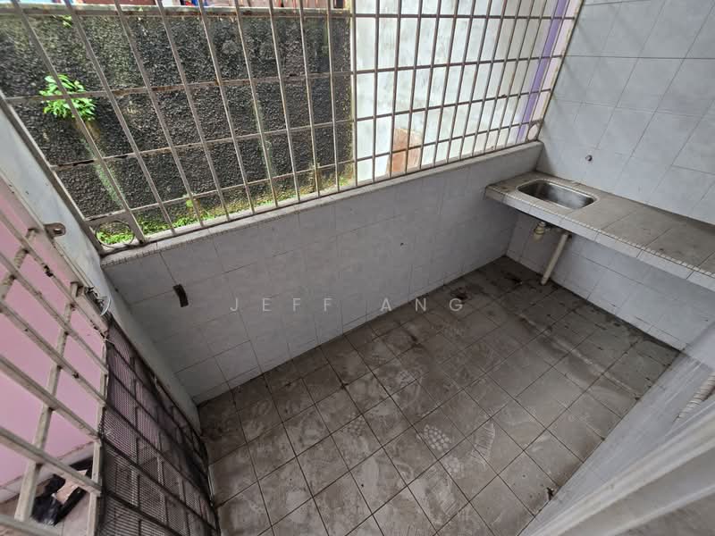 Semi-Detached House for Sale in Taman Perling (Perling) - Jeff Ang - PropertyGuru.com.my