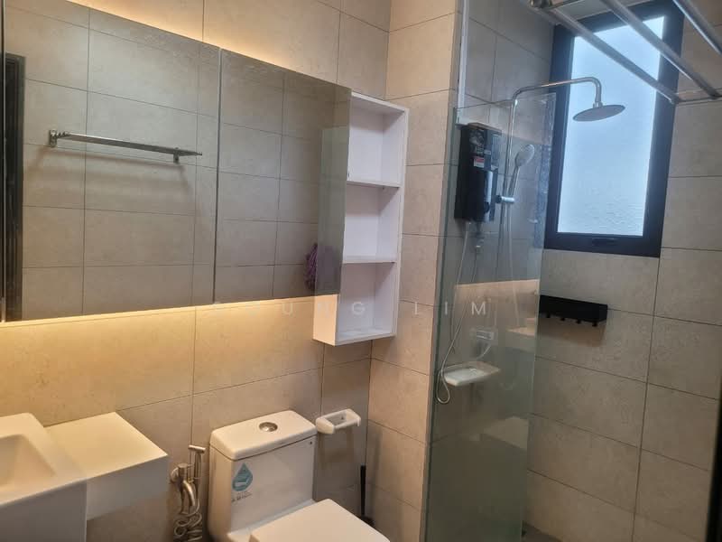 Servis Apartment untuk Disewa di Aera Residence - Soung Lim - Bathroom - PropertyGuru.com.my