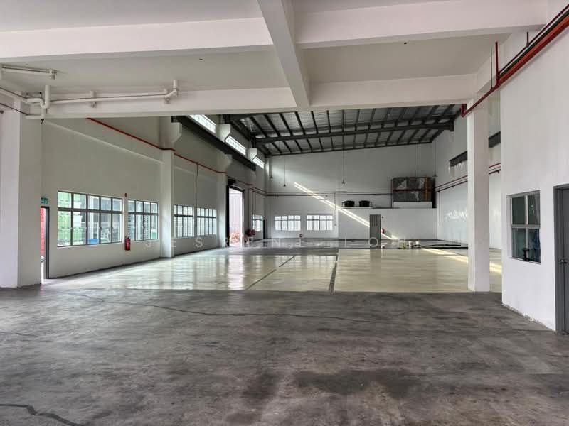 Kilang untuk Disewa di Taman Desa Cemerlang (Ulu Tiram) - Jesrene Loh - PropertyGuru.com.my