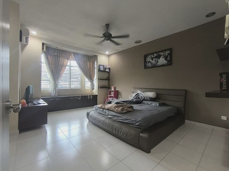 Rumah Teres 2 Tingkat untuk Dijual di Taman Bestari Indah (Ulu Tiram) - JH Tang - Bedroom - PropertyGuru.com.my