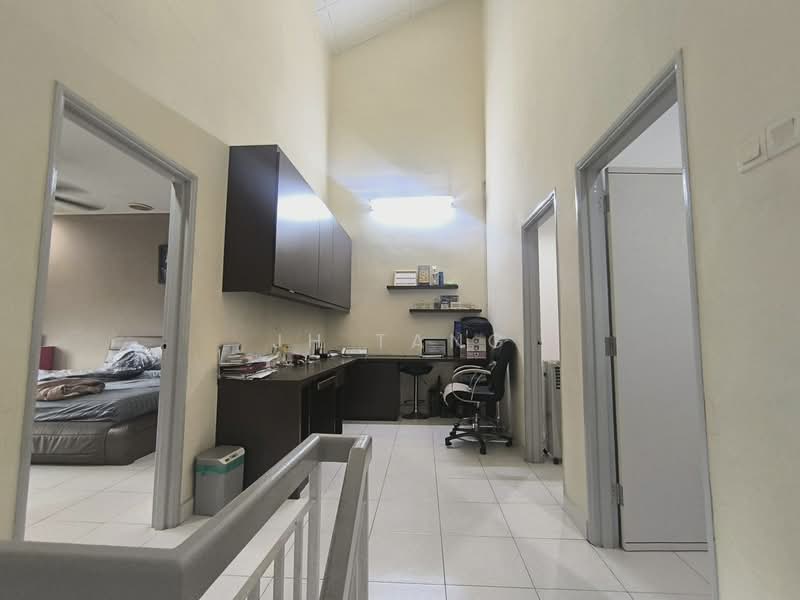 Rumah Teres 2 Tingkat untuk Dijual di Taman Bestari Indah (Ulu Tiram) - JH Tang - Bedroom - PropertyGuru.com.my