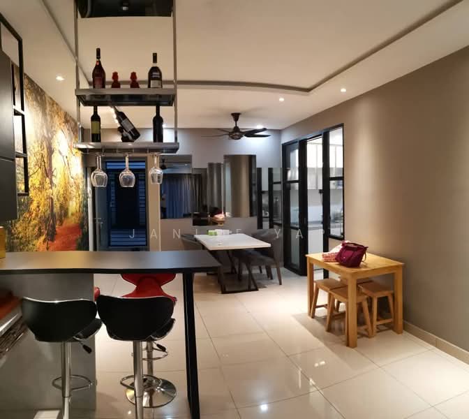 Servis Apartment untuk Dijual di Service Residence @ Landmark Residence 2 - Janice Yap - Living Room - PropertyGuru.com.my