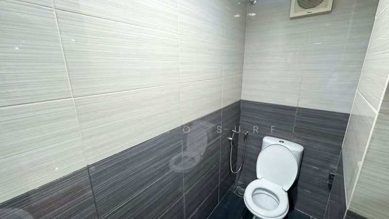 Kedai untuk Disewa di SS15 (Subang Jaya) - Lee Jo Surf - Bathroom - PropertyGuru.com.my
