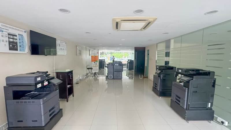 Kedai untuk Disewa di SS15 (Subang Jaya) - Lee Jo Surf - Interior - PropertyGuru.com.my