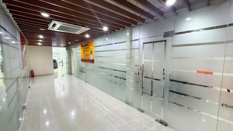 Kedai untuk Disewa di SS15 (Subang Jaya) - Lee Jo Surf - Corridor - PropertyGuru.com.my