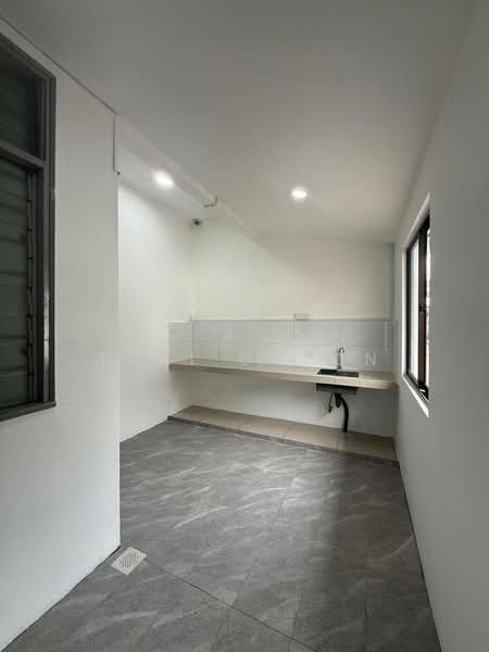 1-storey Terraced House for Sale in Johor Bahru (Johor) - Tori Cheon - Kitchen - PropertyGuru.com.my