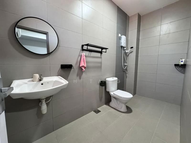 2.5-storey Terraced House for Sale in Taman Skudai Baru (Skudai) - JH Tang - Bathroom - PropertyGuru.com.my