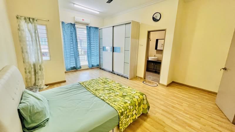 Rumah Teres untuk Disewa di Shah Alam (Selangor) - Erin Yusof - Bedroom - PropertyGuru.com.my