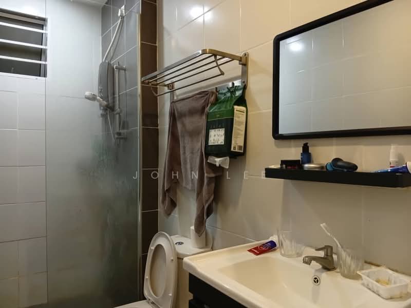 Servis Apartment untuk Disewa di BSP 21 - John Lee - Bathroom - PropertyGuru.com.my