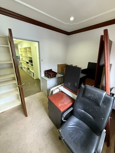 Office for Rent in Ampang (Kuala Lumpur) - Terry Yee - Study - PropertyGuru.com.my