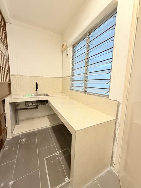 Terraced House for Rent in Bandar Botanic (Klang) - Vivian Koh - Kitchen - PropertyGuru.com.my